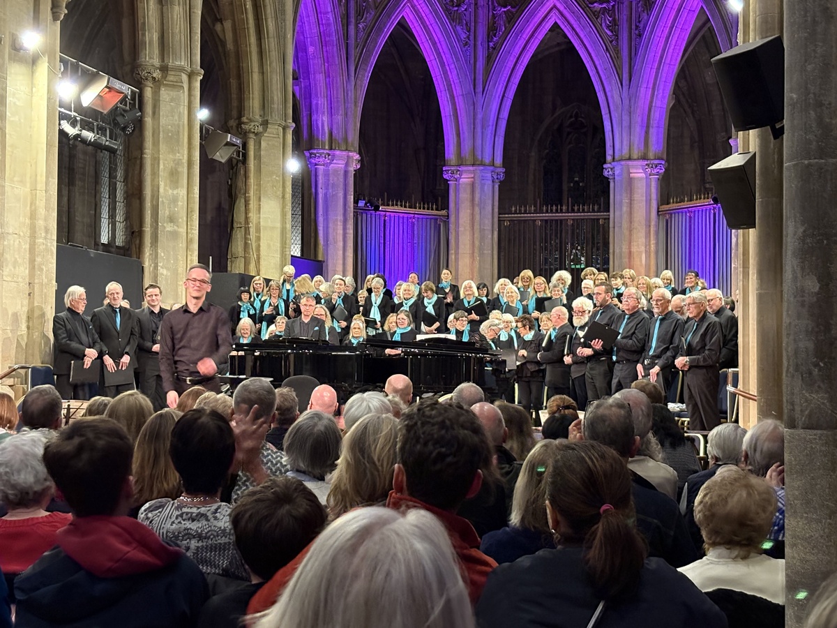 Audience applause for Jenkins's piece performance